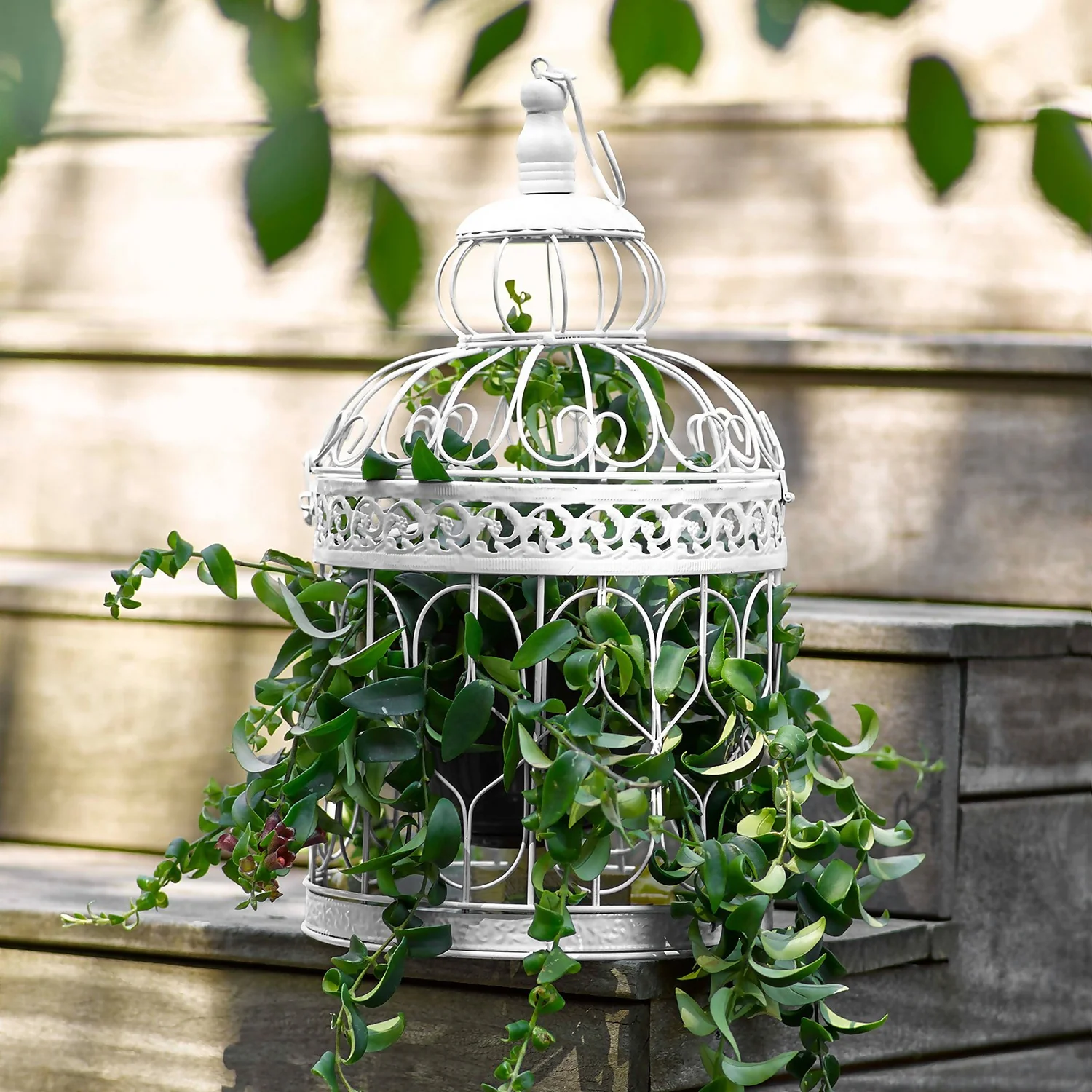 Sandtex® Rapid Dry Satin Paint Pure Brilliant White - 2.5L 5 Sandtex® Rapid Dry Satin Paint Pure Brilliant White - 2.5L - Image 3