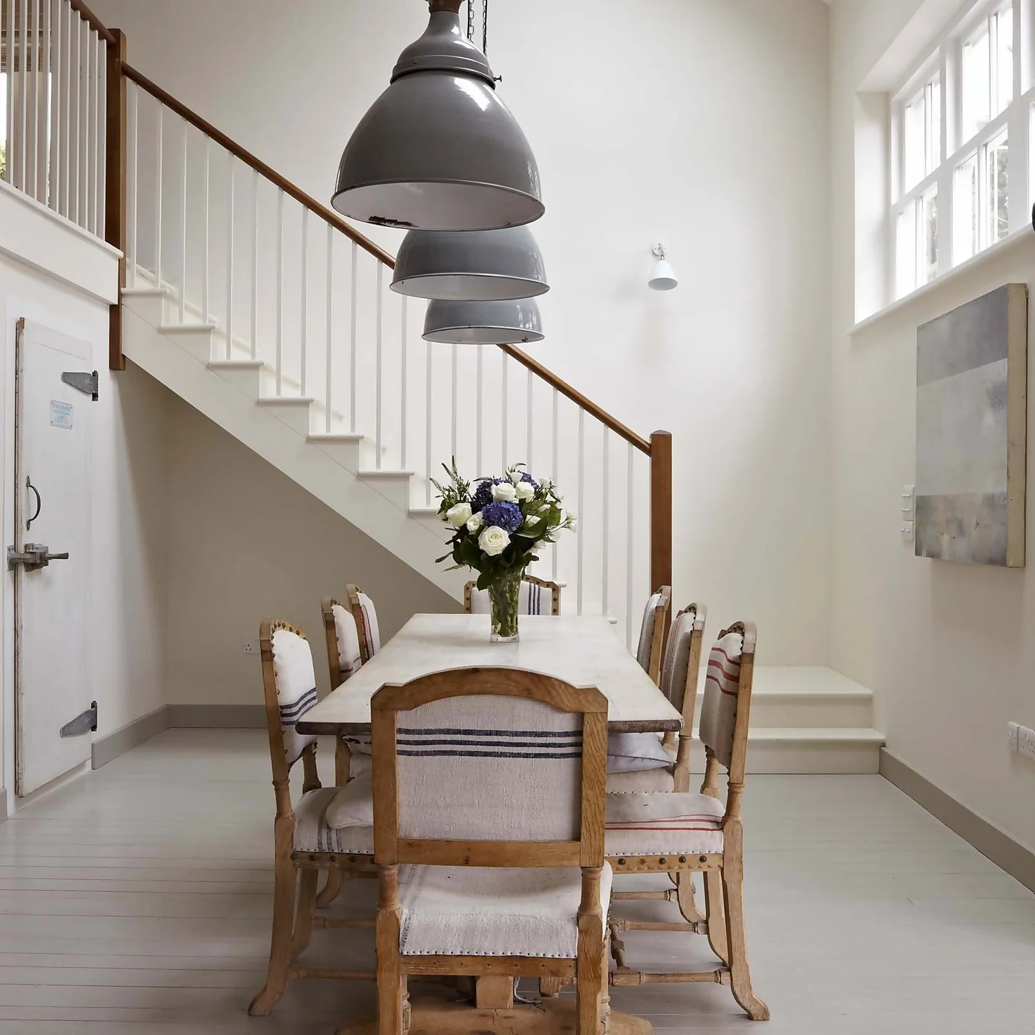 Farrow & Ball Modern Eggshell Paint Slipper Satin - 2.5L 4 Farrow & Ball Modern Eggshell Paint Slipper Satin - 2.5L - Image 2