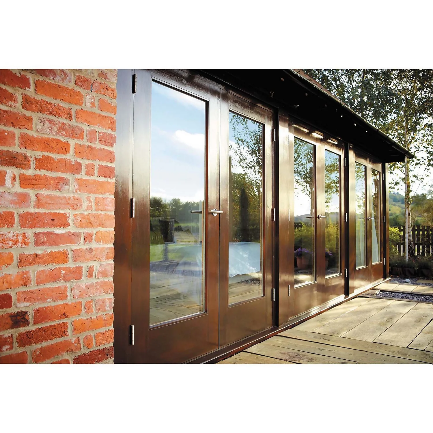 Ronseal 10 Year Woodstain Dark Oak Satin - 750ml 4 Ronseal 10 Year Woodstain Dark Oak Satin - 750ml - Image 2