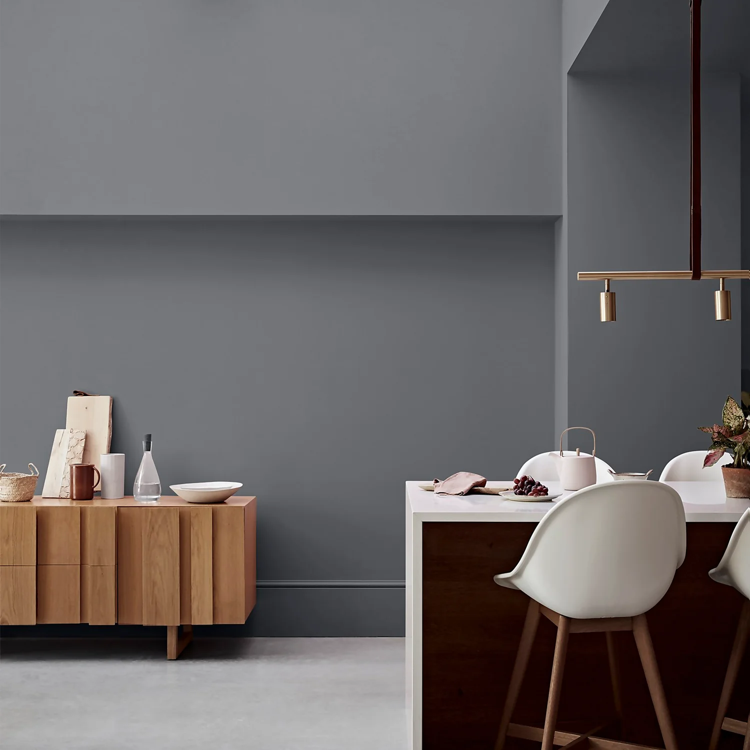 Crown Easyclean®Greaseguard+ Kitchen Matt Washable Multi Surface Paint City Break® - 2.5L 4 Crown Easyclean®Greaseguard+ Kitchen Matt Washable Multi Surface Paint City Break® - 2.5L - Image 2