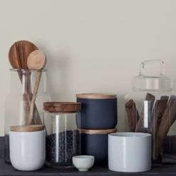 Crown Easyclean®Greaseguard+ Kitchen Matt Washable Multi Surface Paint Grey Putty® - 2.5 L 11 Crown Easyclean®Greaseguard+ Kitchen Matt Washable Multi Surface Paint Grey Putty® - 2.5 L -Home Improvement 12886961 2104853416307364