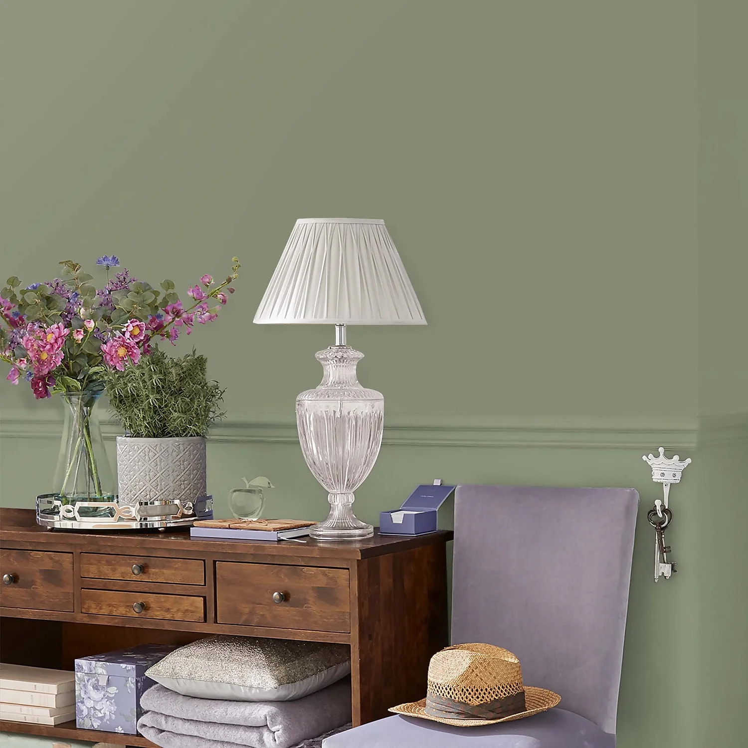 Laura Ashley Eggshell Paint Hedgerow - 750ml 4 Laura Ashley Eggshell Paint Hedgerow - 750ml - Image 2
