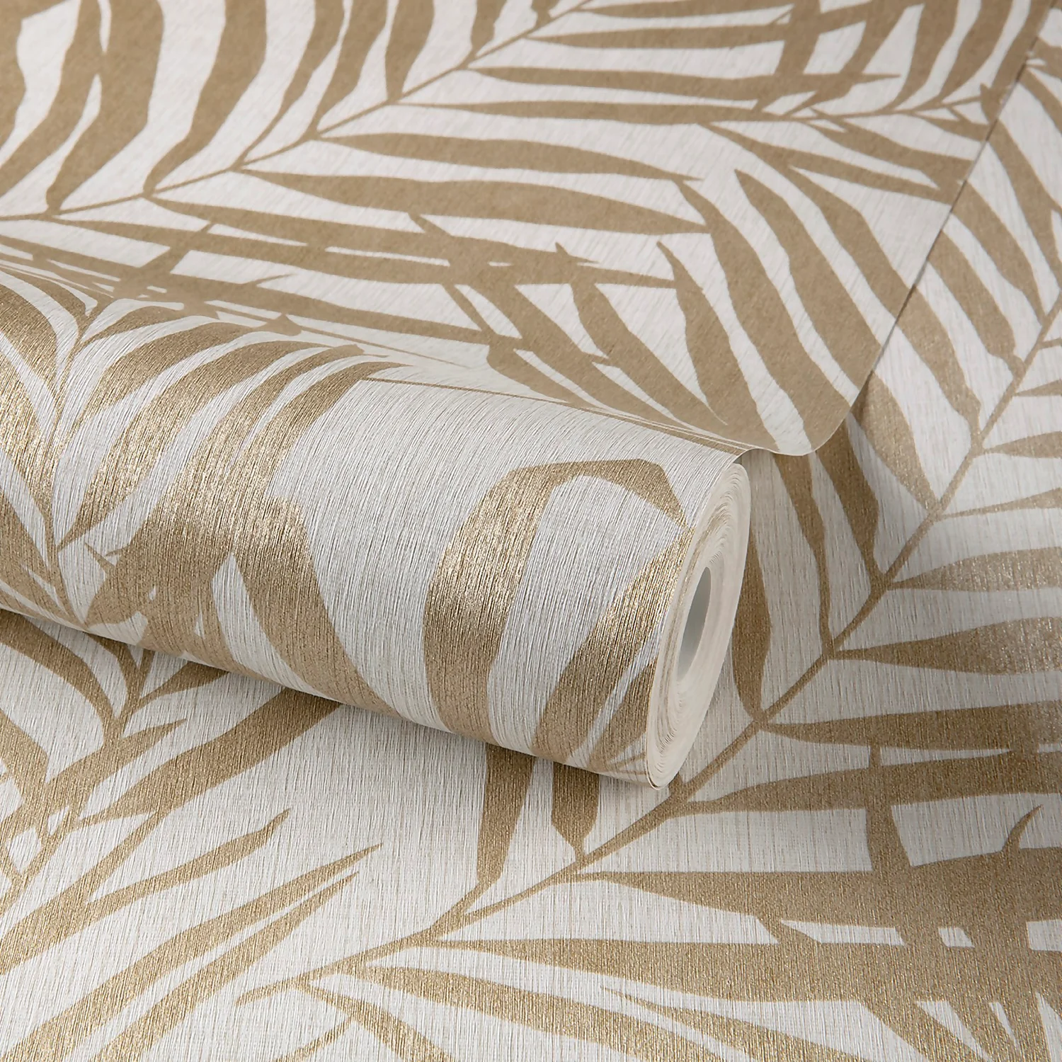 Grandeco Maui Cream Textured Metallic Wallpaper 5 Grandeco Maui Cream Textured Metallic Wallpaper - Image 3